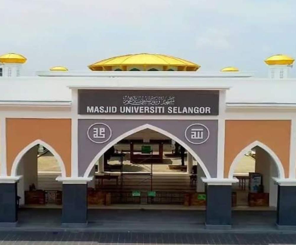 MASJID UNISEL KAMPUS BESTARI JAYA